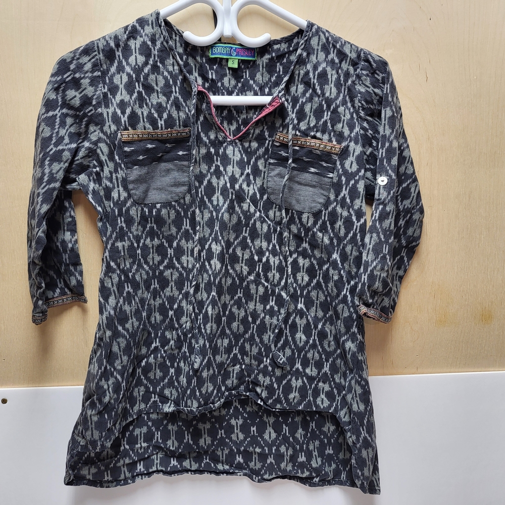 Chic Black Patterned Women's Blouse